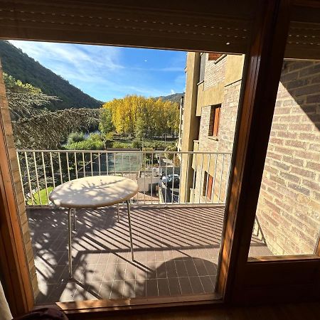 Apartament Rialp Amb Vistes Al Riu Noguera Pallaresa Exteriér fotografie