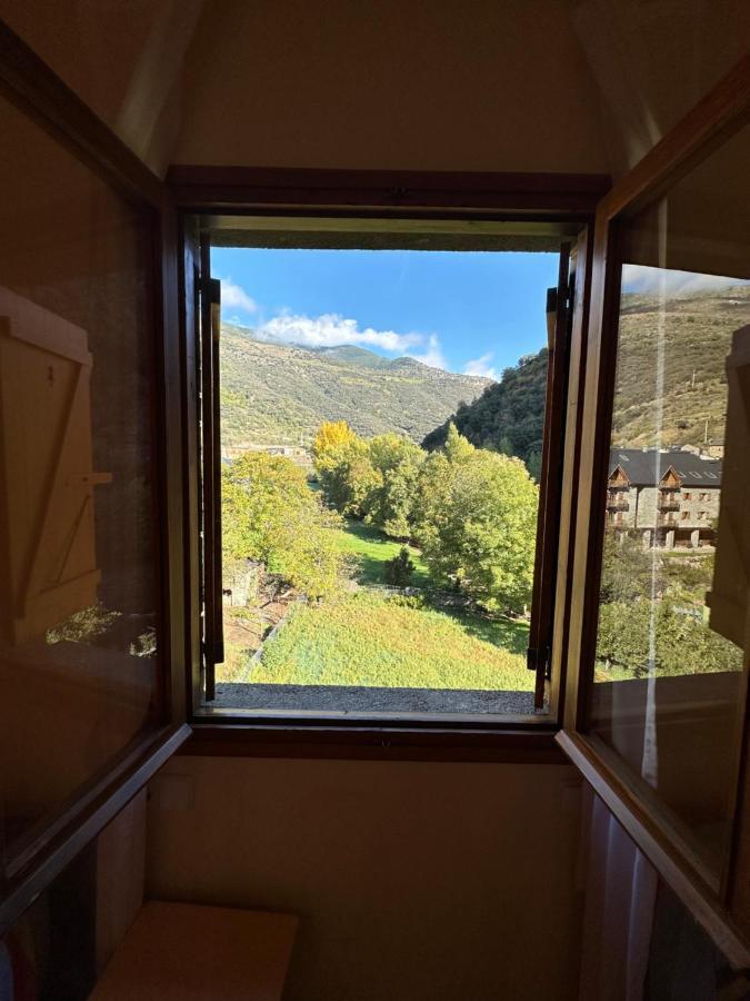 Apartament Rialp Amb Vistes Al Riu Noguera Pallaresa Exteriér fotografie