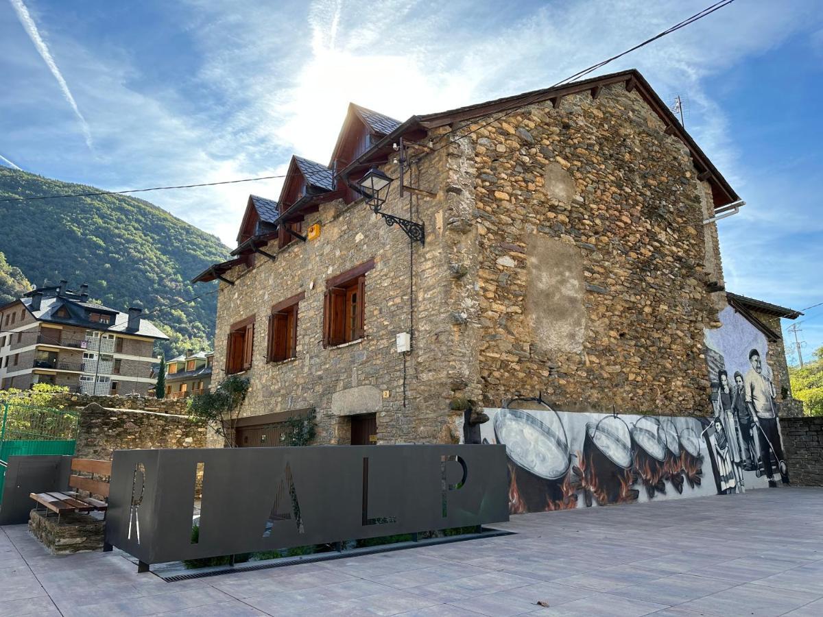 Apartament Rialp Amb Vistes Al Riu Noguera Pallaresa Exteriér fotografie