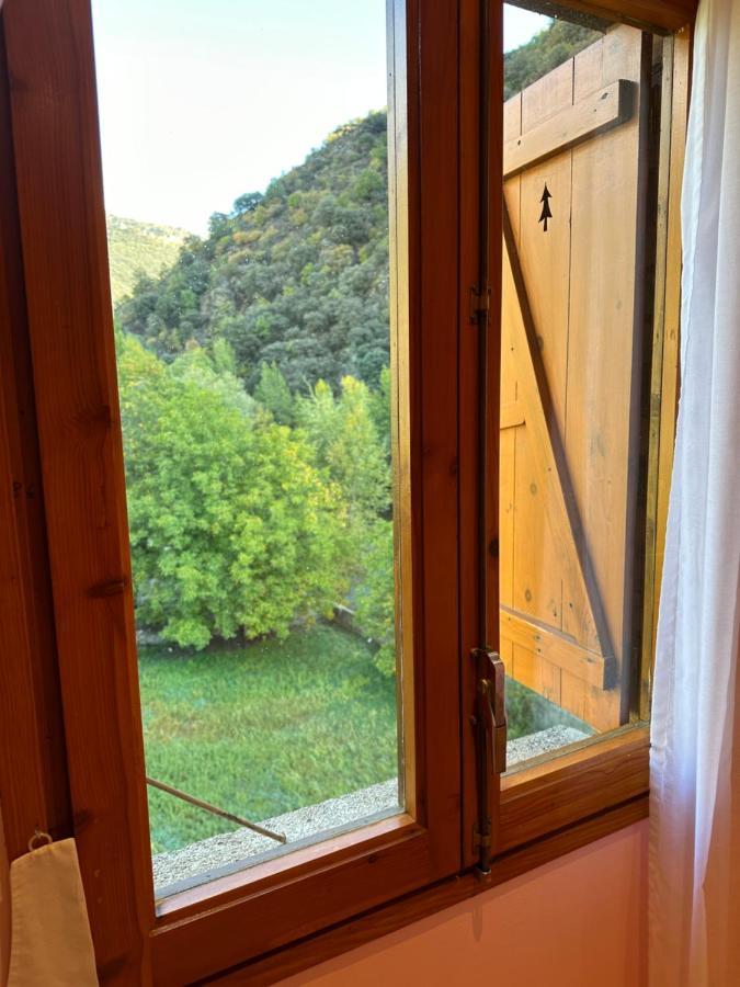 Apartament Rialp Amb Vistes Al Riu Noguera Pallaresa Exteriér fotografie